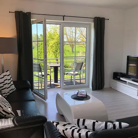 Family-friendly * Dannau